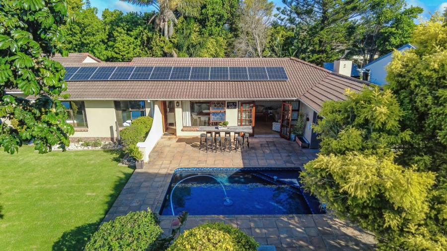 5 Bedroom Property for Sale in Miramar Eastern Cape